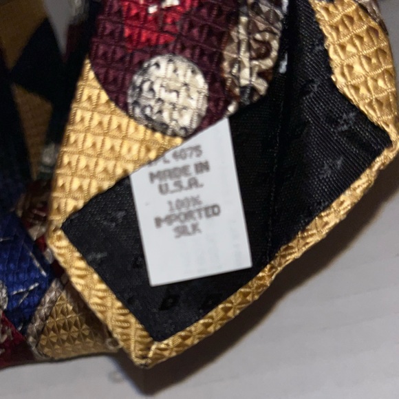 Silk Golf Tie - Picture 4 of 5